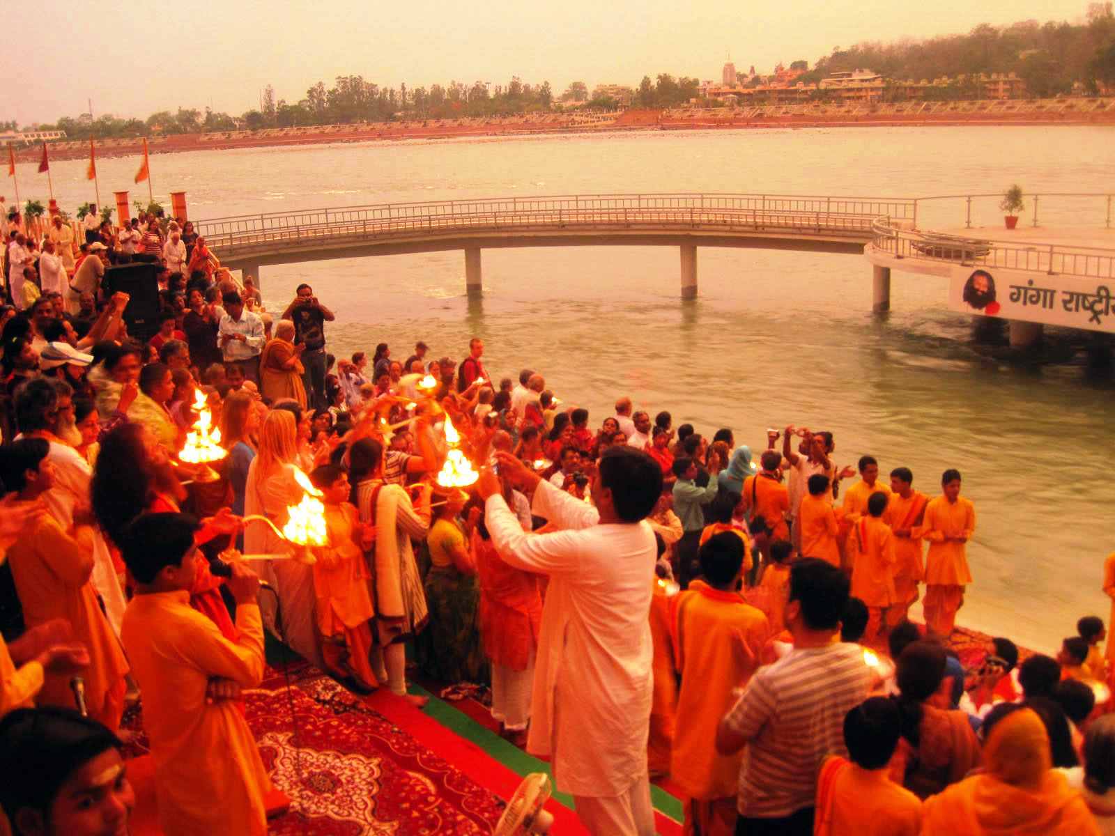 A Complete Guide to Haridwar Holidays:  Explore Religious Charm, Festivals and Holiness